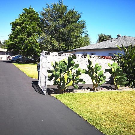 Pasadena Room With Private Bathroom Exterior photo